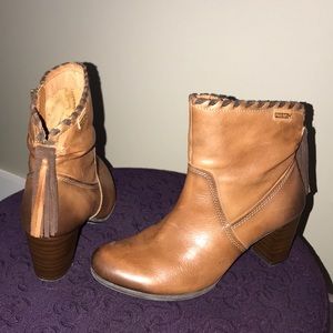 Like new, worn once, Pikolinos boots